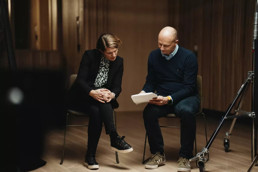 Backstage innspilling av dybdeintervju